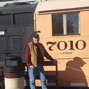 Meet your Posher, Warren